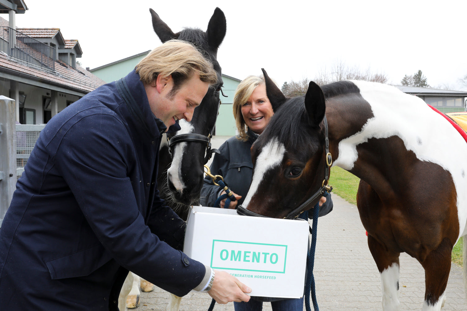 Hasenacher Stud & Farm und OMENTO Next Generation Horsefeed